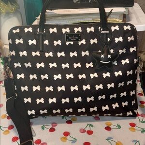 KATE SPADE DAVENEY LAPTOP TOTE W/REMOVABLE SHOULDER STRAP and STAR CHARM EUC!